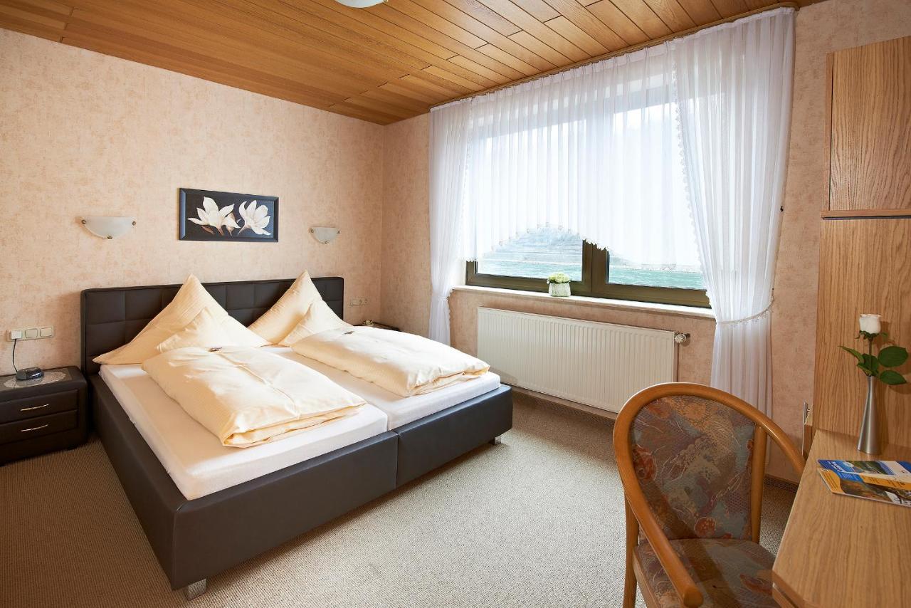 Hotel & Restaurant Krone Kestert Ngoại thất bức ảnh